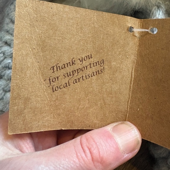 Ariana Bohling alpaca slippers - Picture 5 of 6